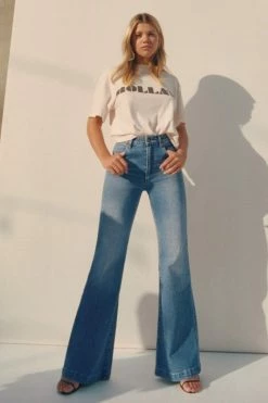 Rolla's Jeans Eastcoast Blue Flare Jean Bottoms